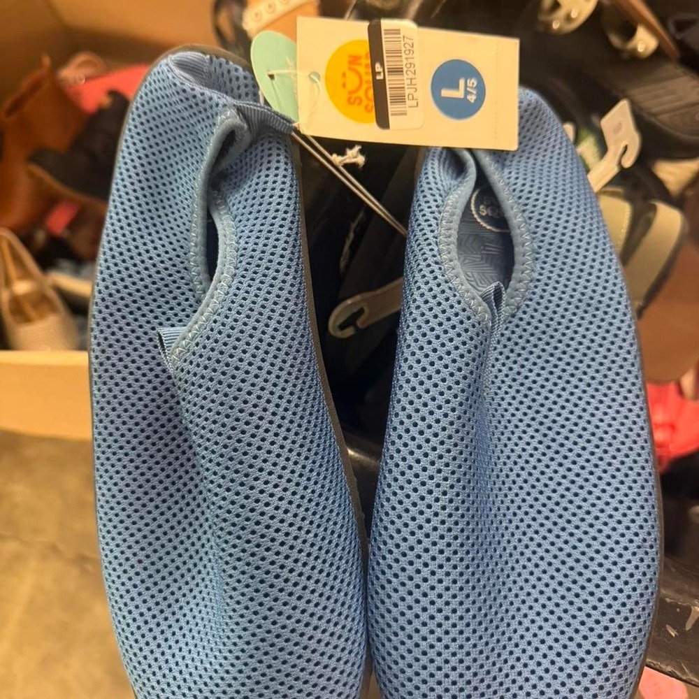 Sol Kids Light Blue Mesh Water Shoes Slip-On Size 4/5